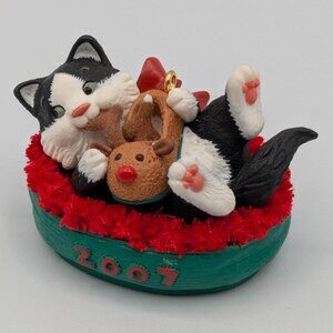 Hallmark Keepsake Mischievous Kittens 2007, 9th in the Series Christmas Ornament